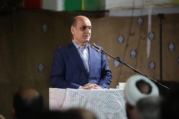 حق شناس: مردم گیلان با جان و مال خود در دفاع مقدس شرکت کردند