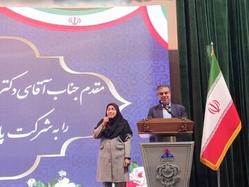 استاندار مرکزی: آلودگی هوای مرکزی با تولید انرژی‌ تجدیدپذیر رفع می شود