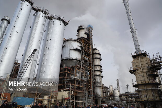 شاهراه بدون سهم؛ گلوگاه انرژی کشور صاحب پالایشگاه جدید میشود