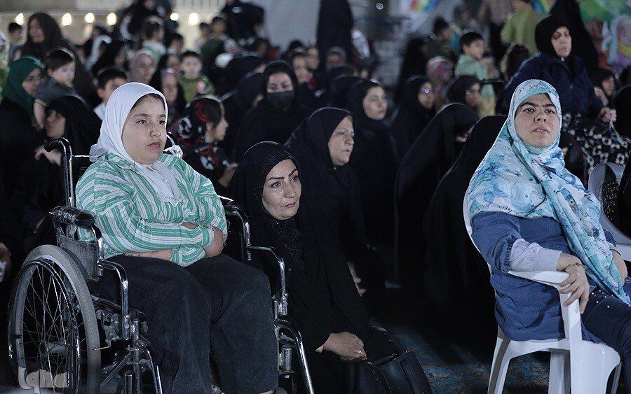 تجلیل رئیس حوزه قضایی اصلاندوز از مادران دارای فرزند معلول تجلیل رئیس حوزه قضایی اصلاندوز از مادران دارای فرزند معلول