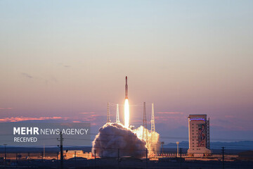 كبسولة بيولوجية إيرانية جديدة جاهزة للإطلاق؛ بناء صاروخ إطلاق لحمل الكائنات الحية