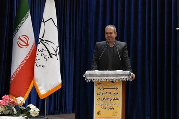 رستمی:توسعه واقعی با تکیه بر علم و فناوری امکان‌پذیر است