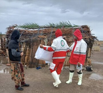 امدادرسانی هلال احمر به بیش از ١۴٠٠ نفر در حوادث جوی کرمان