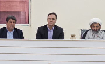 فرماندار تنگستان: زیرساخت‌های آموزشی بهبود یابد