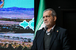 Pezeşkiyan'dan Güney Horasan eyaletine ziyaret