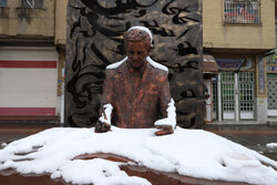 بارش برف پاییزی در اراک