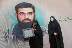 آیین بدرقه کاروان «سرباز وطن»