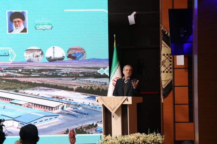 رئيس الجمهورية: نحل المشاكل بالوحدة والتعاضد