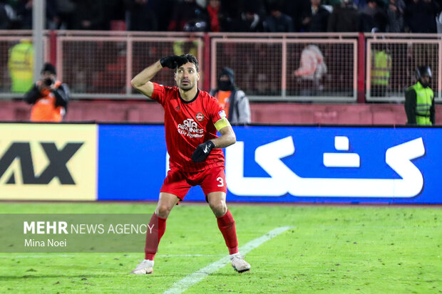 تنش بین سرمربی و کاپیتان تراکتور/ جلسه سرنوشتساز برای تعیین تکلیف!