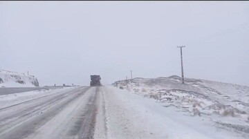 برف و کولاک شدید جاده آشتیان_ورسان