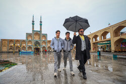 بارش باران پاییزی در یزد