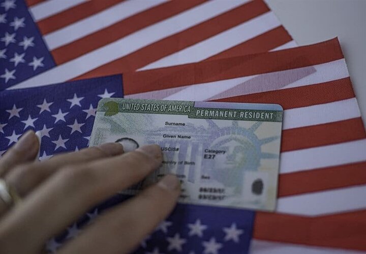 Trump suspends US Green Card lottery