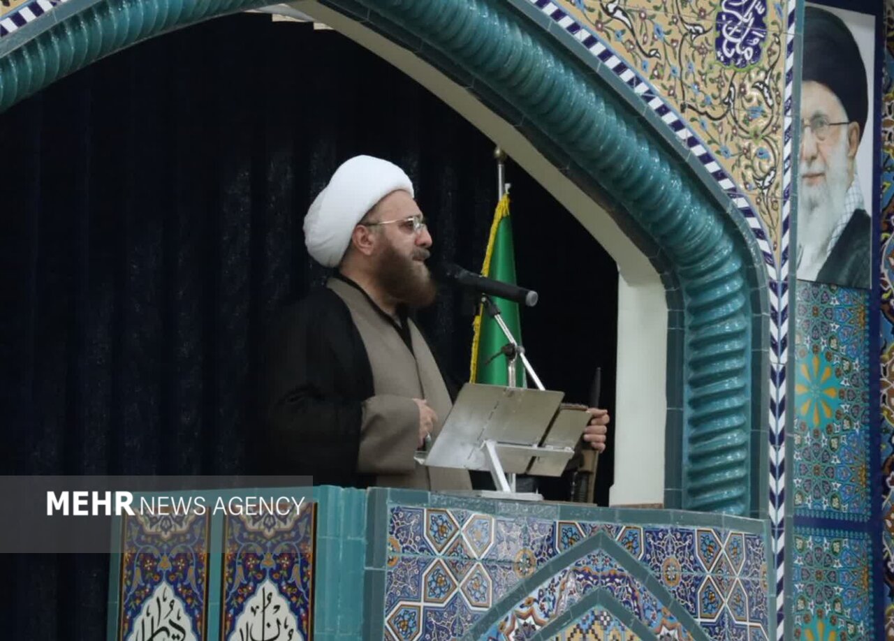 حجت الاسلام داودی: مدیریت فضای مجازی برای حفظ امنیت ضروری است