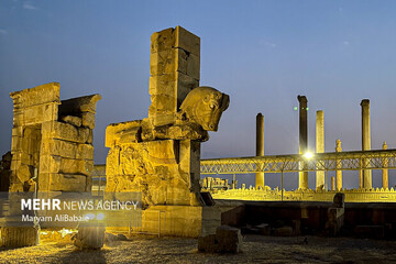 مدينة "برسيبوليس" تستضيف الفعالية الوطنية لليلة "يلدا"