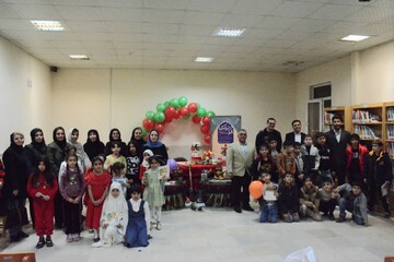 برگزاری ویژه‌برنامه شب یلدا در کتابخانه آیت‌الله خامنه‌ای کرمانشاه