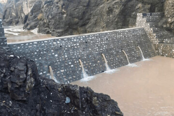 آبگیری ۱۵۰ میلیون مترمکعبی سازه‌های آبخیزداری هرمزگان