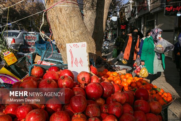 بازار خرید شب یلدا در بجنورد