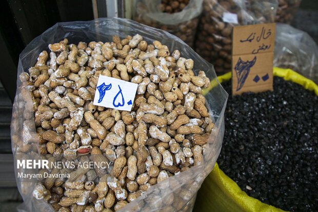 بازار خرید شب یلدا در بجنورد