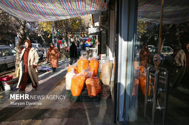 بازار خرید شب یلدا در بجنورد