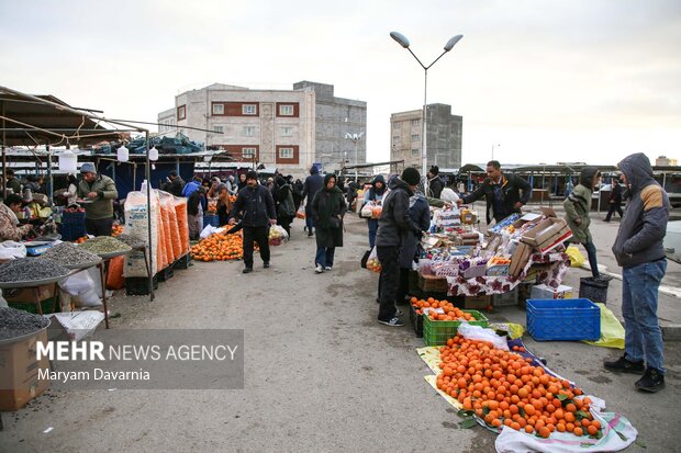 بازار خرید شب یلدا در بجنورد