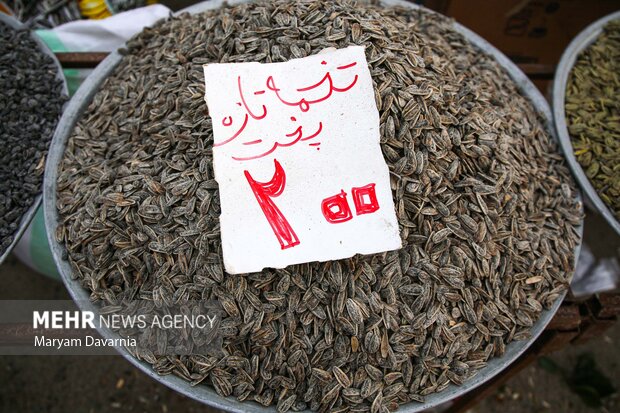 بازار خرید شب یلدا در بجنورد