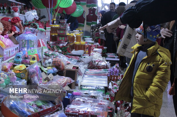 نمایشگاه ویژه شب یلدا در خرم‌آباد