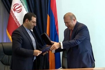 امضای تفاهم‌نامه همکاری میان حزب موتلفه اسلامی و حزب ارمنستان شکوفا