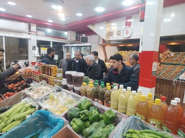 بازار خواف در شب یلدا؛ رونق ظاهری و فشار پنهان