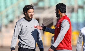 خروج شماره ۱۰ پرسپولیس برای بازگشت هافبک خارجی به ترکیب اصلی