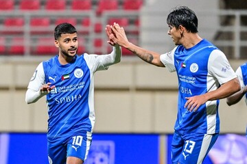 وسائل الإعلام الإماراتية تظهر سعادتها بأداء لاعب المنتخب الإيراني لكرة القدم