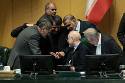 سهم ۲۰ درصدی تولید برق نیروگاه های اتمی در لایحه بودجه