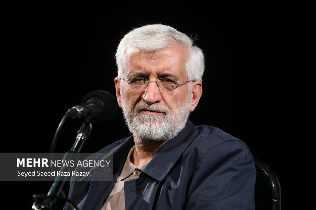 جلیلی: پیروی از ولایت فقیه شکست دشمن را درپی دارد