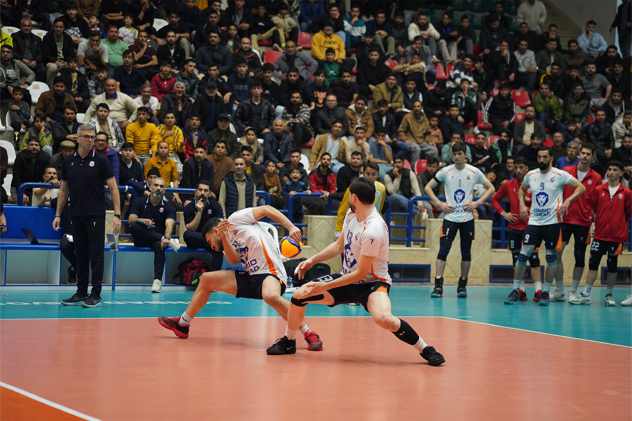 مومنی مقدم:هدف ما صعود به پلی آف است/لیگ والیبال رقابتی شده