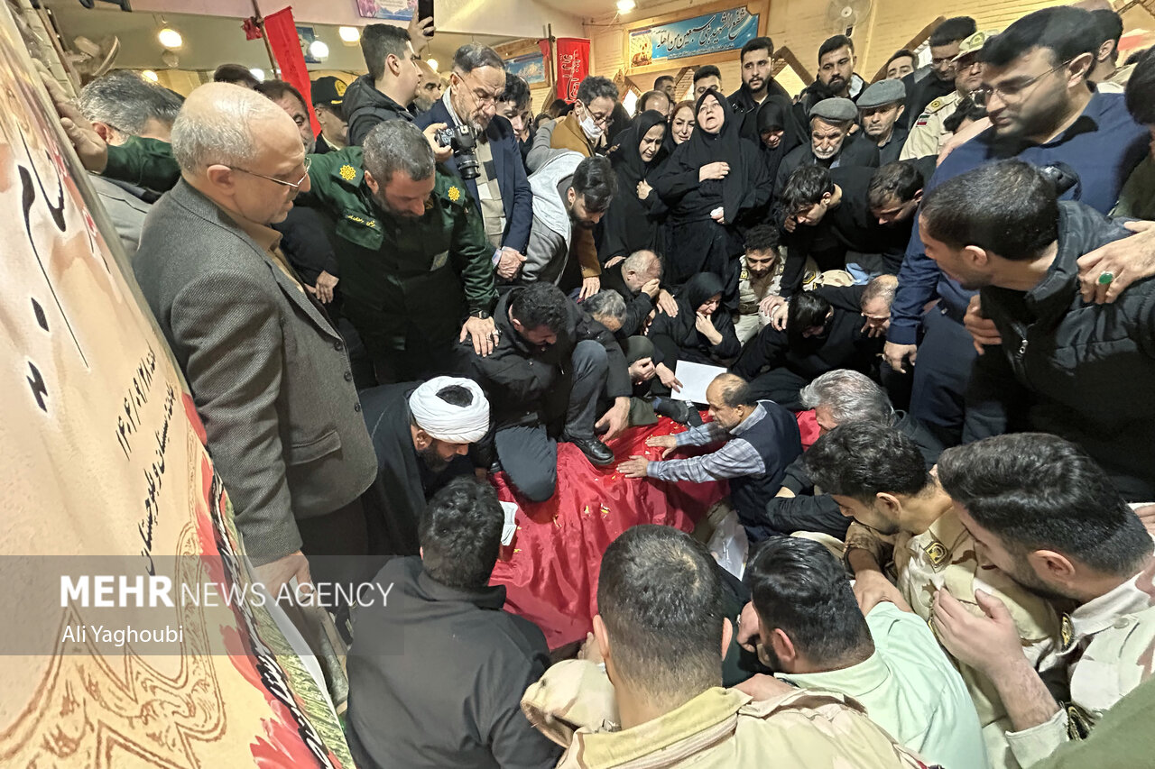 تشییع پیکر شهید امنیت امیرحسام جوینده در صومعه سرا تشییع پیکر شهید امنیت امیرحسام جوینده در صومعه سرا