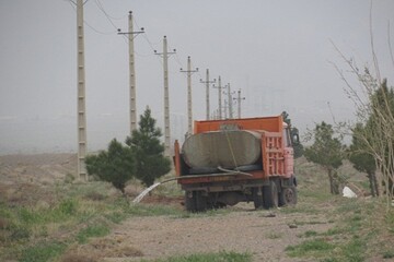 آب‌رسانی سیار به ۴ هزار هکتار باغ در معرض خشکی در چهارمحال‌وبختیاری