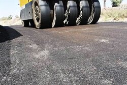 اجرای ۸ هزار مترمربع زیرسازی و آسفالت در روستای تیمورآباد هامون