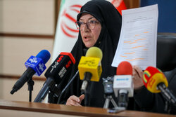 فرهمندپور: به‌دنبال تثبیت مرخصی زایمان ۹ماهه هستیم