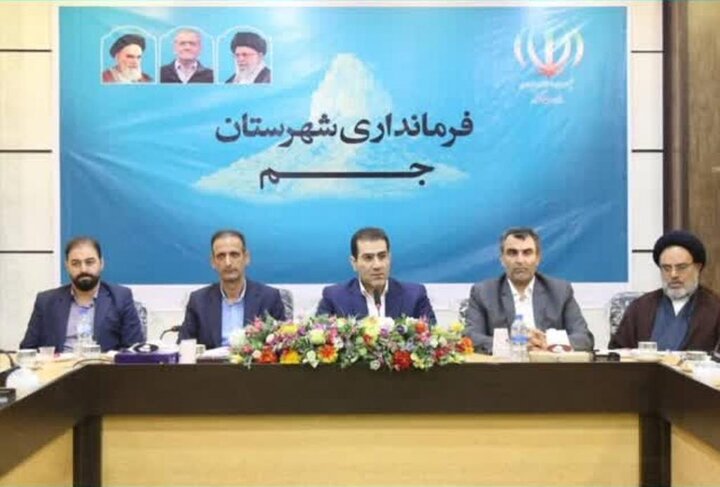 جهانیان: استان بوشهر ۶ بخشدار خانم دارد