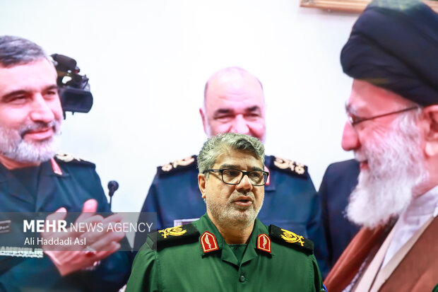 نشست خبری سرتیپ دوم پاسدار هادی ملانوری فرمانده سپاه حفاظت هواپیمایی کشور