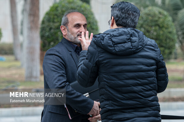 پیمان جبلی رئیس سازمان صدا و سیما در حاشیه جلسه هیئت دولت