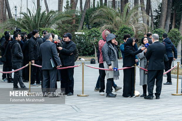 حاشیه جلسه هیئت دولت