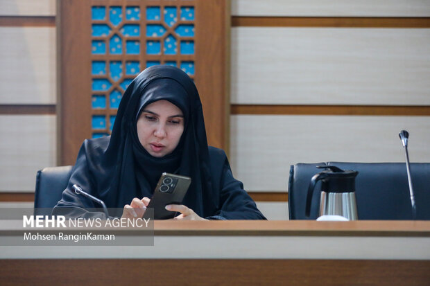 نشست خبری رئیس شورای فرهنگی و اجتماعی زنان