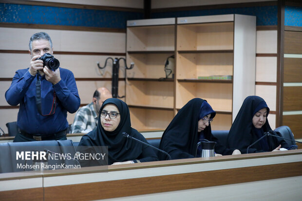 نشست خبری رئیس شورای فرهنگی و اجتماعی زنان