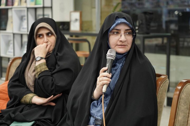 کتاب «پیاده دیدن»، آنچه من دیده‌ام و چگونه آن را فهمیده‌ام است