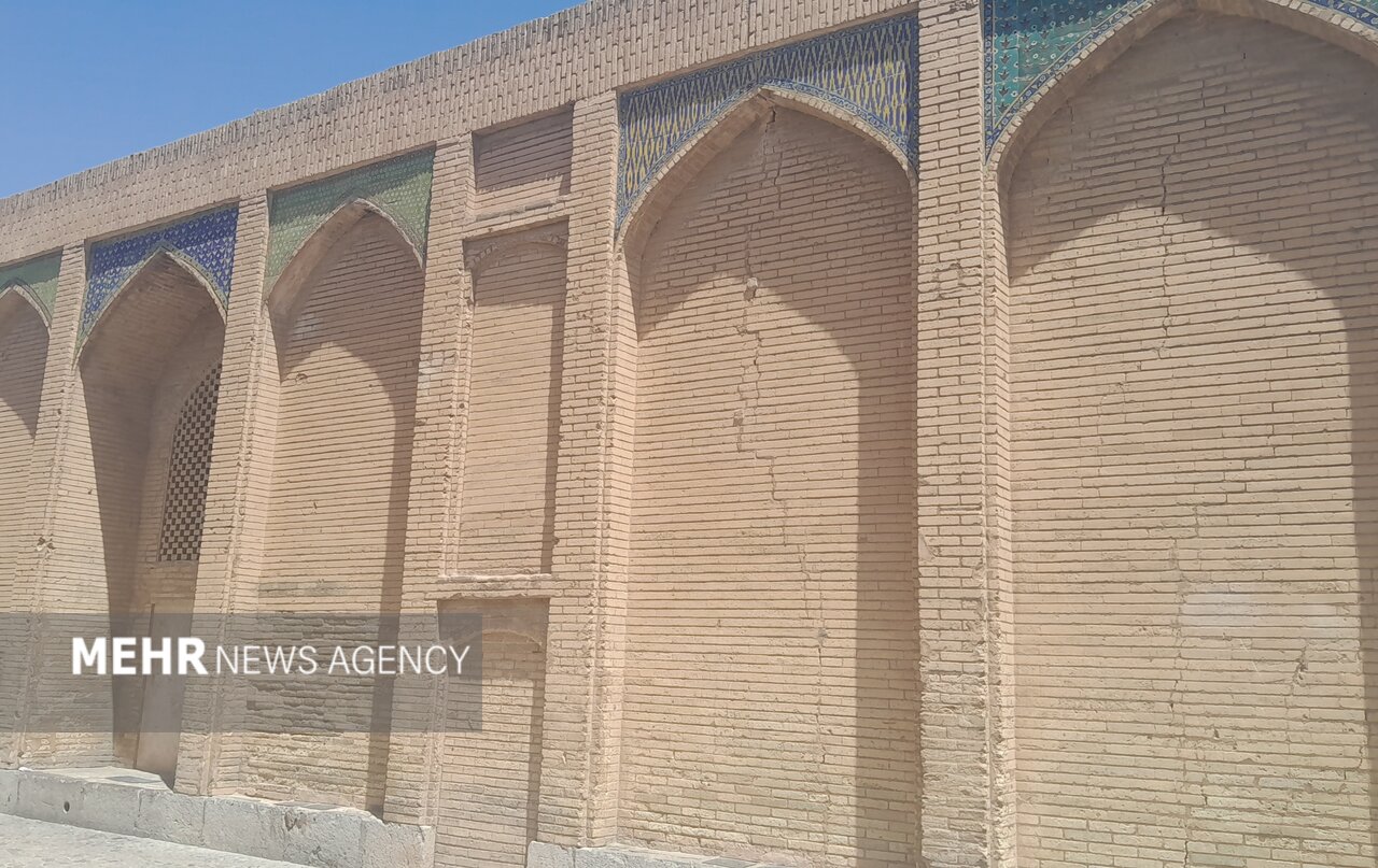 زمین تمدن اصفهان را می‌بلعد؛ فقط ۶ سال برای نجات باقی است