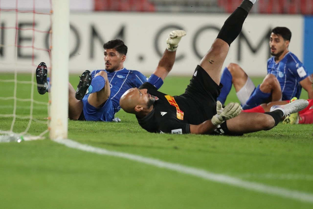 استقلال،دقيقه،المحرق،توپ،محمد،گل،حرداني،شوت،صالح،اسماعيل،برس ...