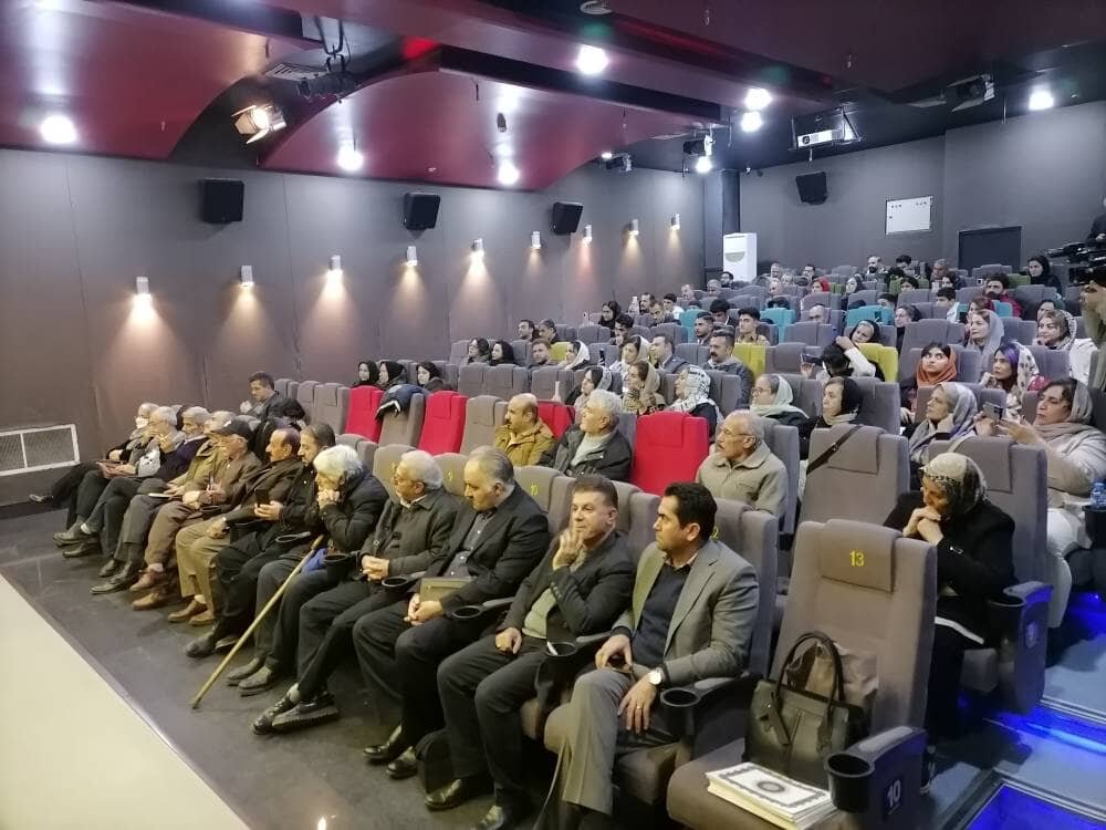 فراخوان شاعران کردستانی برای حضور در بزرگ‌ترین شب شعر کشور