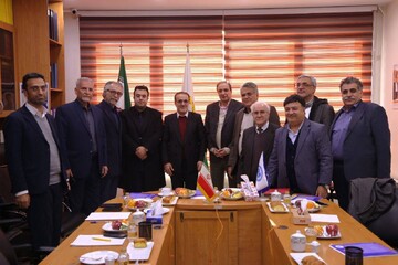 رئیس زاده: بیمه‌ها باید قیمت واقعی ویزیت پزشکان را بپردازند