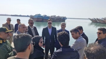 فرماندار تنگستان: زیرساخت‌های «بندر بوالخیر» تقویت شود