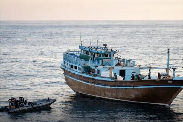 کشف ۱۵ هزار لیتر سوخت قاچاق در آب‌های کیش